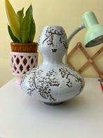 Reliëf vaas, Ophalen of Verzenden, Zo goed als nieuw, Overige kleuren, Minder dan 50 cm