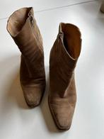 Via Vai beige suède enkellaars 39, Via Vai, Beige, Lage of Enkellaarzen, Ophalen of Verzenden