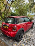 Mini 1.4 16V ONE 55KW 2009 Rood, Auto's, Mini, Voorwielaandrijving, Stof, 74 pk, Zwart