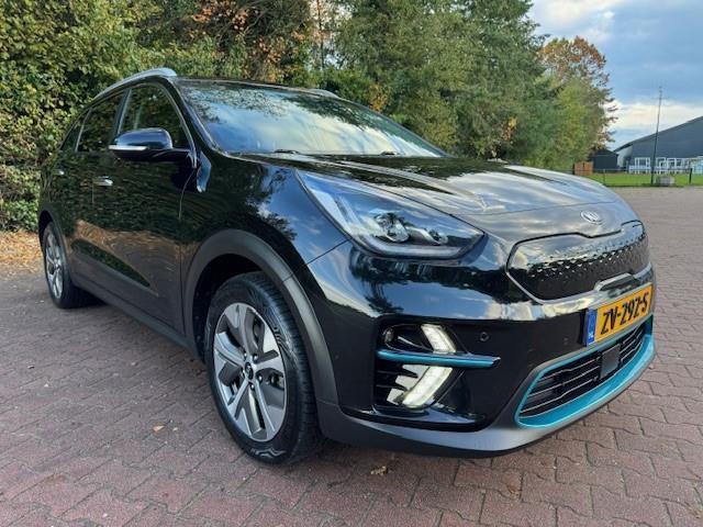 Kia e-Niro EXECUTIVELINE 64KWH LEER/ACARPLAY/FABRIEKSGARANTI, Auto's, Kia, Bedrijf, Te koop, Niro, ABS, Achteruitrijcamera, Airbags