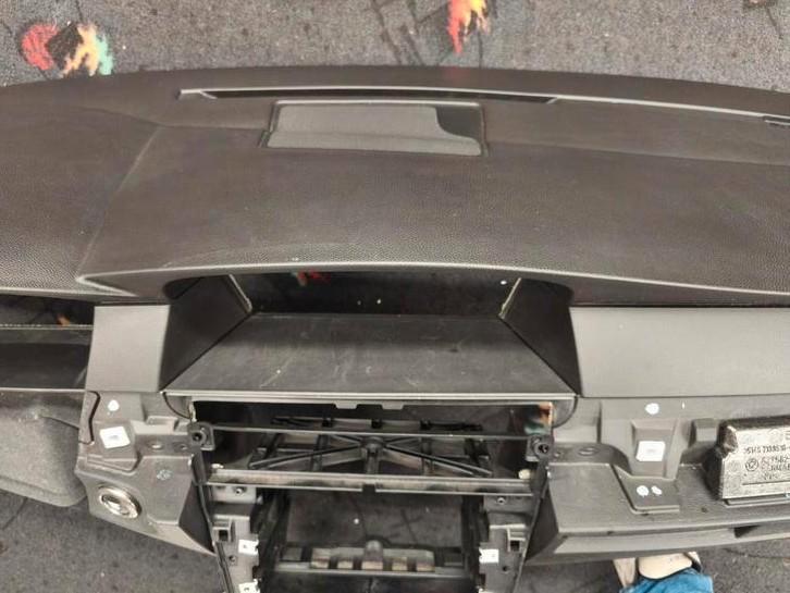 2x dashboard E60 E61 en 2x dash board E87 E81 incl airbag, Auto-onderdelen, Dashboard en Schakelaars, BMW, Ophalen