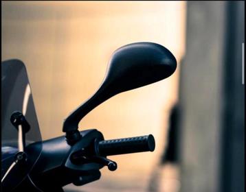 Runner spiegels.   Piaggio Zip  beschikbaar voor biedingen