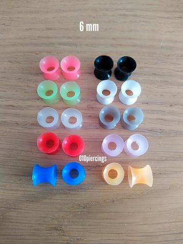 Nieuwe silicone tunnels. 6, 18 Mm.  beschikbaar voor biedingen