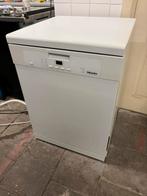 Vaatwasser Miele - Schoon en Werkt Goed - Met Bestekla, Ophalen, Gebruikt, Wit, 50 tot 100 cm