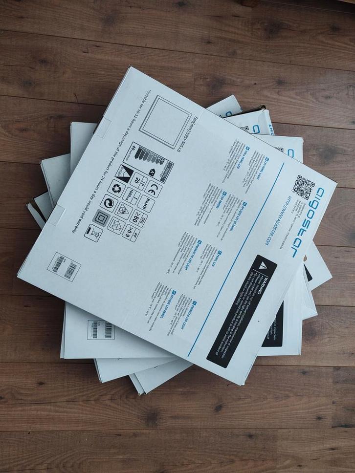 4 ledpanelen, 40W, energieklasse A+, Huis en Inrichting, Lampen | Plafondlampen, Nieuw, Kunststof, Metaal, Ophalen