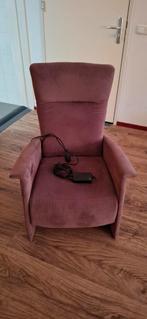 Prominent sta op stoel (elektrisch), Ophalen, Gebruikt, Bruin, Eén