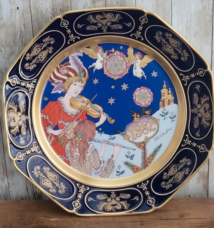 Hutschenreuther Ole Winther Kerstbord 1982, Antiek en Kunst, Antiek | Wandborden en Tegels, Ophalen of Verzenden