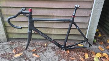 Framesets te koop (Planet X carbon; Red Bull Pro SL; Denti) beschikbaar voor biedingen