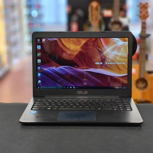 Asus R417S Intel Celeron 32GB SSD 2GB Windows 10, Computers en Software, Windows Laptops, Zo goed als nieuw