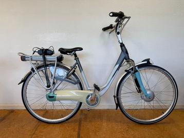 Nette Gazelle orange damesfiets 28 inch beschikbaar voor biedingen