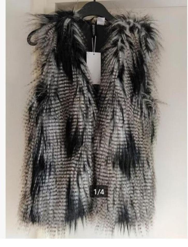 NIEUW!! Prachtige faux fur bodywarmer VAN 50 VOOR 17,50 EURO, Kleding | Dames, Bodywarmers, Nieuw, Maat 36 (S), Grijs, Ophalen of Verzenden