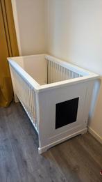 Babybed wit, Ophalen, Zo goed als nieuw, Jongetje of Meisje