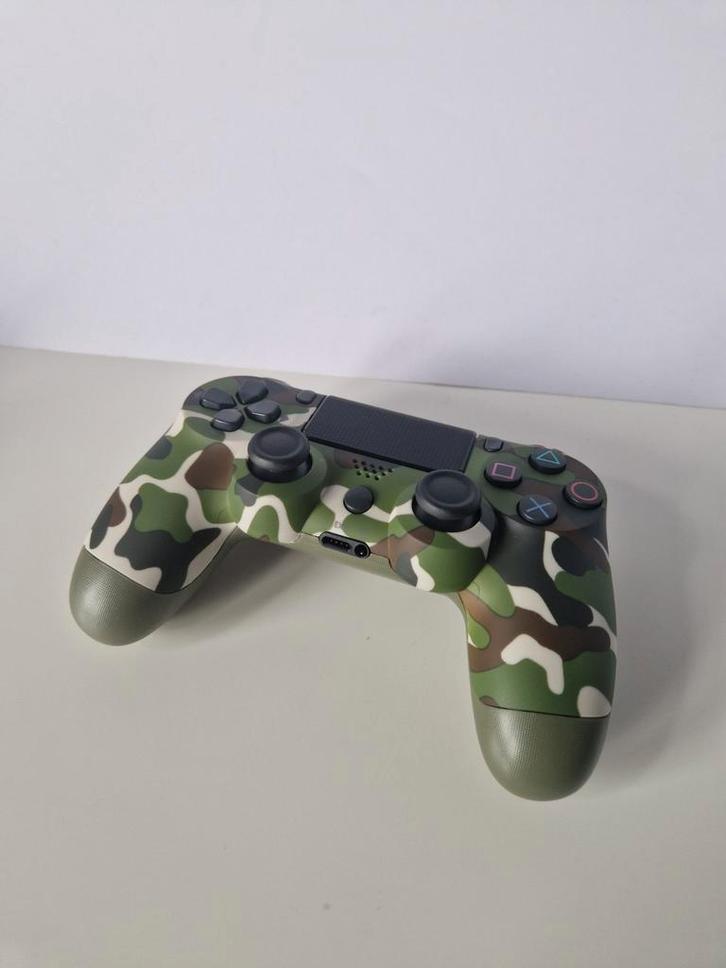 PS4 Controller nieuw - Camouflage Design, Spelcomputers en Games, Spelcomputers | Sony PlayStation 4, Gebruikt, Original, Met 1 controller