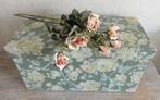 Brocante opbergdoos met oud bloemetjes behang, Ophalen of Verzenden