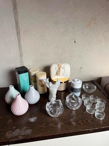 Verschillende kaarsen(kandelaars) beschikbaar voor biedingen