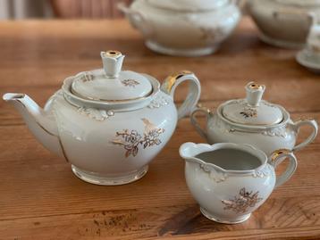 Vintage Gibo Diana theeservies. Bijna 70 jaar oud beschikbaar voor biedingen