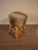 Leuk krukje met zachte zitting, Huis en Inrichting, Ophalen, Gebruikt, Hout