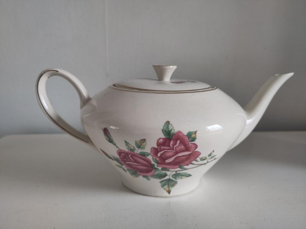 Retro theepot met bloemenmotief, Antiek en Kunst, Ophalen