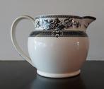 Antiek Wedgwood Etruria England melkkan kan zwart creme, Antiek en Kunst, Antiek | Servies los, Ophalen of Verzenden