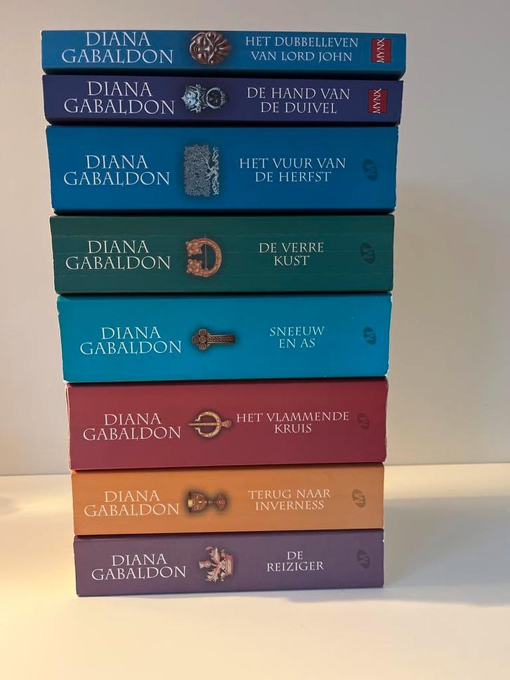 Diana Gabaldon - De Reiziger Serie, Boeken, Romans, Gelezen, Nederland, Ophalen of Verzenden