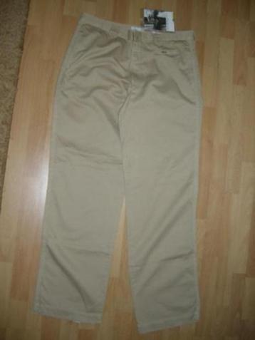 Mooie closed broek size 54 nieuw zandkleur kaartje eraan was beschikbaar voor biedingen