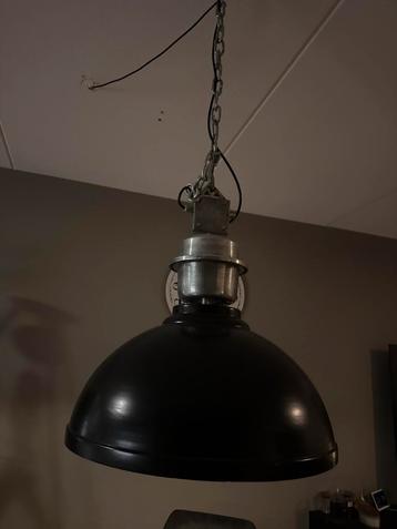 Industri
el Hanglamp Zwart Metaal beschikbaar voor biedingen
