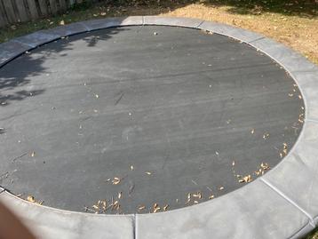 Trampoline 4,30 diameter beschikbaar voor biedingen