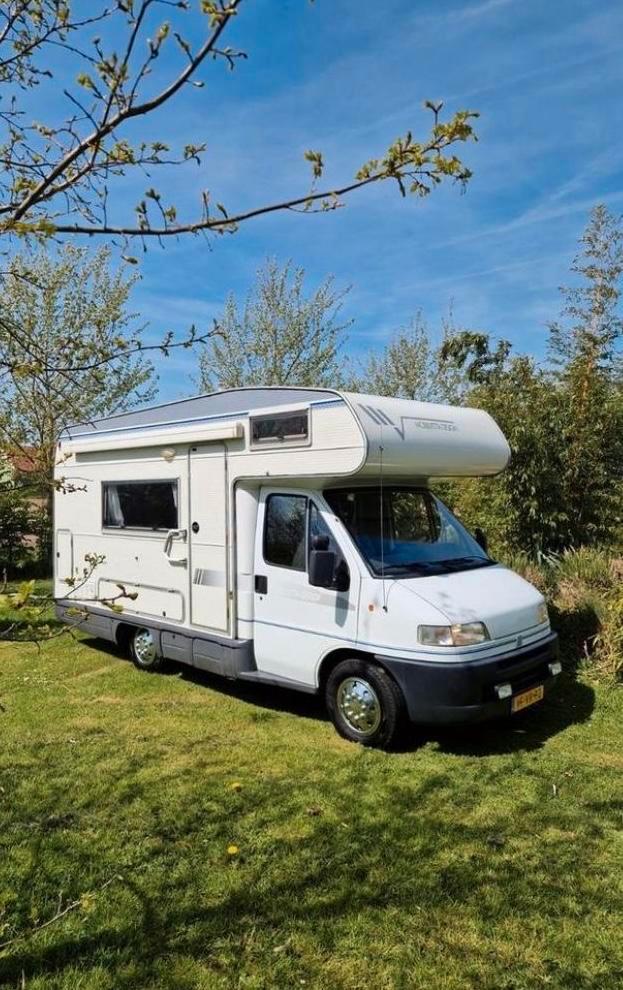 Mobilvetta Design Camper 5 persoons - 2.5L, Caravans en Kamperen, Campers, Particulier, tot en met 5, Alkoof, Overige merken, Fiat