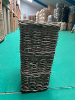 Grijze rieten bloemenvaas - 21x21x40 cm, Overige materialen, Vierkant, Ophalen of Verzenden, Minder dan 25 cm