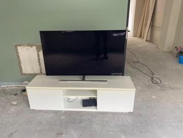 IKEA tv meubel wit  beschikbaar voor biedingen