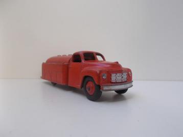 5343 Studebaker Petrol Tanker Dinky Toys Meccano beschikbaar voor biedingen