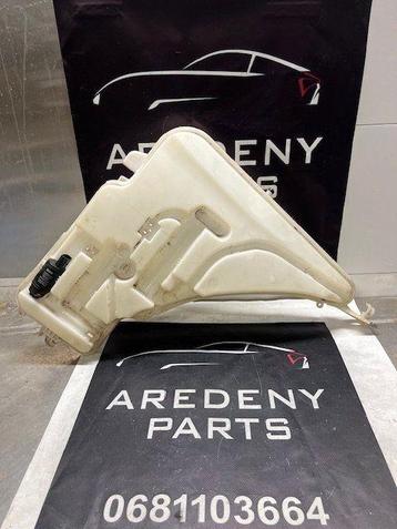 BMW 3 Serie F30 F31 F34 Ruitensproeiertank 724167113 beschikbaar voor biedingen