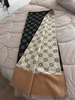 Prachtige nieuwe sjaal, Ophalen of Verzenden, Nieuw, Maat 46/48 (XL) of groter, Sjaal
