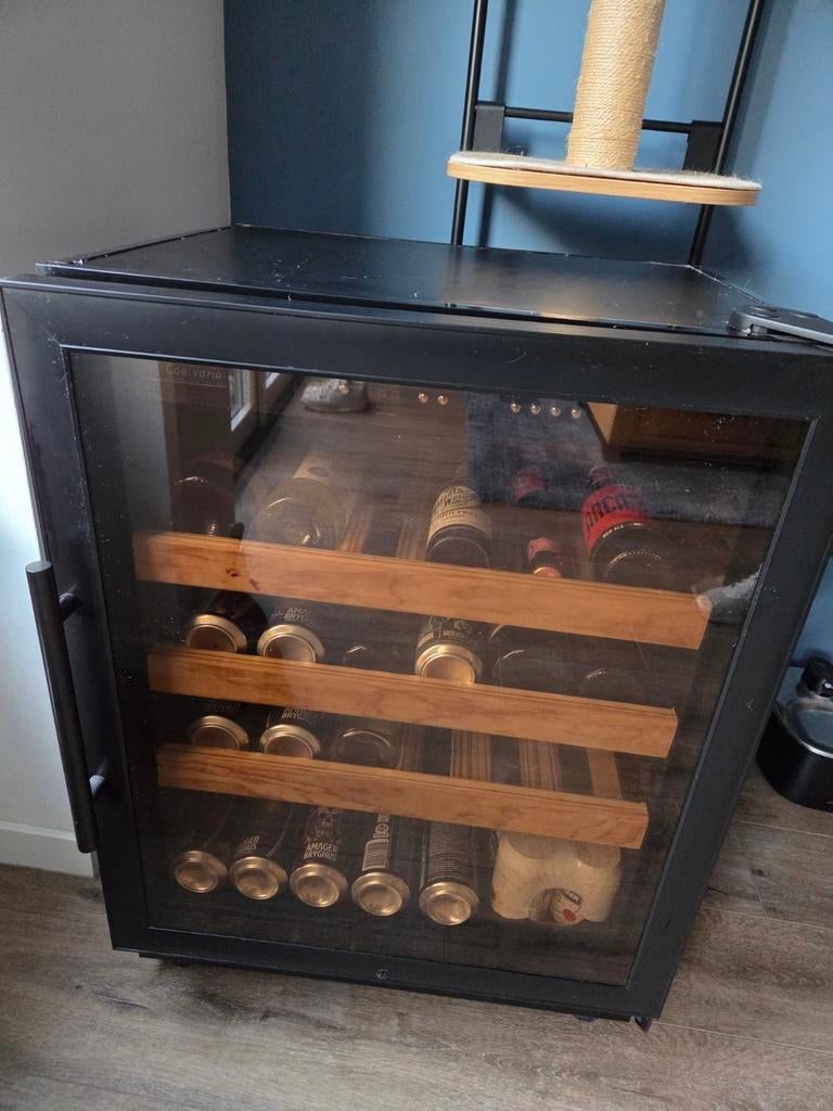 Defecte Klimaatkoelkast voor Dranken, Witgoed en Apparatuur, Koelkasten en IJskasten, Ophalen, Zonder vriesvak, Minder dan 85 cm