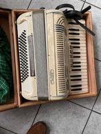 Marinucci en borsini accordeon, Ophalen, Zo goed als nieuw, 80-bas, Marinucci