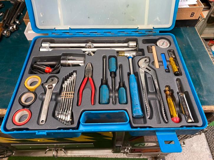 Complete Gereedschapskoffer - Onderhoud, Auto diversen, Autogereedschap, Gebruikt, Ophalen of Verzenden