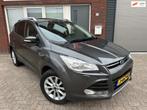 Ford Kuga 1.5 Titanium / Schuifdak / Leder / Navi / Stoelver, Auto's, 4 cilinders, Leder en Stof, Bedrijf, Handgeschakeld