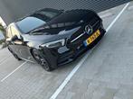 Mercedes-Benz A-Klasse 2021 AMG Night-Pakket Pano-dak camera, Auto's, Mercedes-Benz, 136 pk, 4 cilinders, USB, Zwart