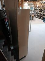 Stalen apothekers kast, Ophalen, Gebruikt