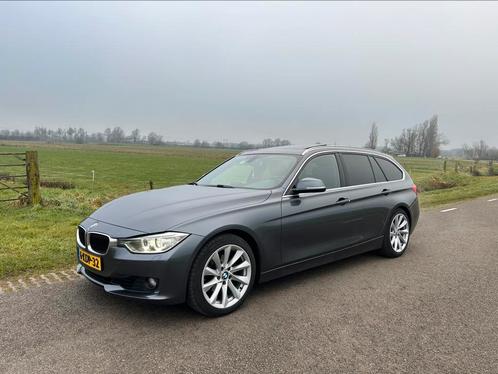 BMW 3-Serie 320i 184pk Aut 2013 Grijs, Auto's, BMW, Particulier, 3-Serie, Benzine, B, Stationwagon, Automaat, Origineel Nederlands