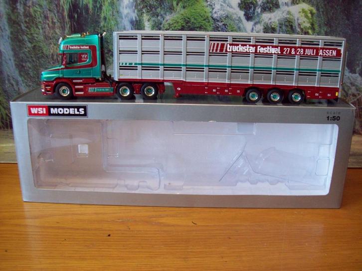 WSI - Scania 144 L - Veetrailer -Truckstar Festival 2019 -17, Hobby en Vrije tijd, Modelauto's | 1:50, Zo goed als nieuw, Bus of Vrachtwagen