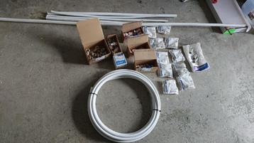 Uponor persleiding 16 mm + koppelingen beschikbaar voor biedingen