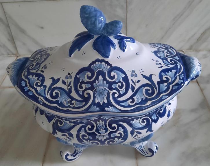 Rouen terrine, Antiek en Kunst, Antiek | Keramiek en Aardewerk, Ophalen of Verzenden