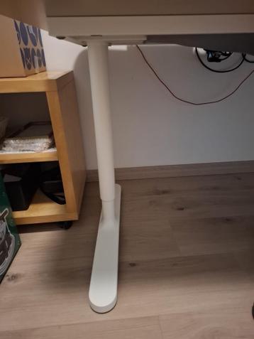 IKEA Bekant bureau - 160x80 - weg wegens verhuis - afbeelding 4