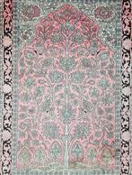 Handmade Persian Kashmir silk carpet pink Birds 125x186cm, Gebruikt, 100 tot 150 cm, Crème, Ophalen of Verzenden