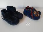 2 paar pantoffeltjes, maat 22., Schoentjes, Ophalen of Verzenden, Zo goed als nieuw, Jongetje
