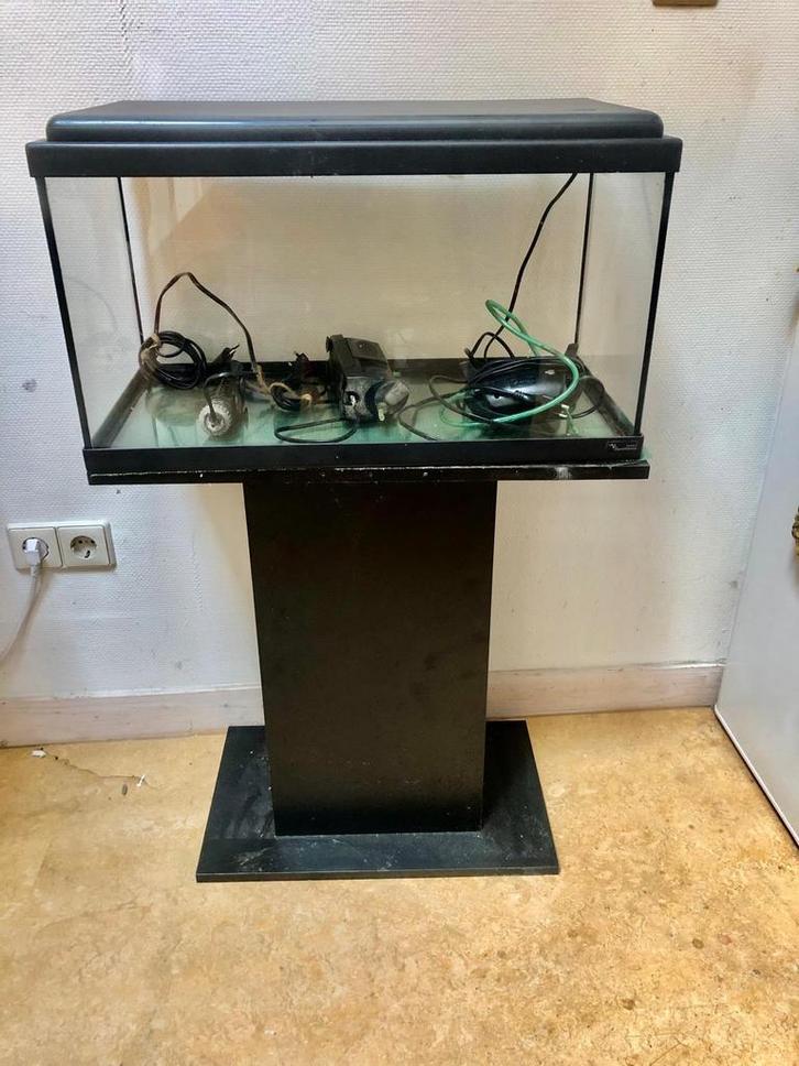 Klein en groot aquarium, Dieren en Toebehoren, Vissen | Aquaria en Toebehoren, Gebruikt, Leeg aquarium, Ophalen