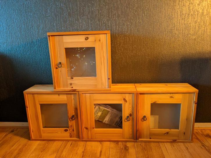 4 Ikea kastjes met glazen schapjes, Huis en Inrichting, Kasten | Overige, Gebruikt, Ophalen