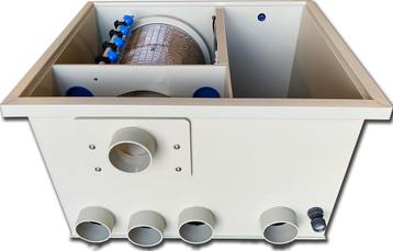 Trommelfilter met bioloog combinatie vijverfilter en spoelen beschikbaar voor biedingen