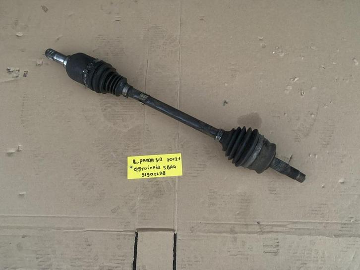 aandrijfas links fiat panda 2012 tot 2019 1.2 0.9 519022780, Auto-onderdelen, Transmissie en Toebehoren, Fiat, Gebruikt, Ophalen of Verzenden